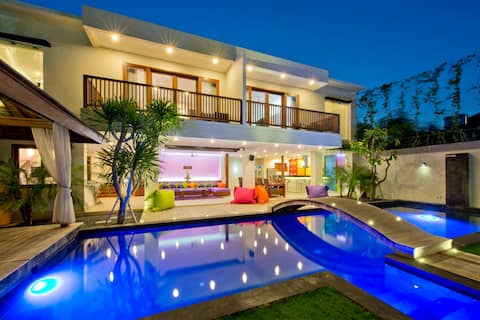 ⭐⭐⭐ Party Villa ⭐⭐⭐ True Colors 6BR max. 26 sleeps