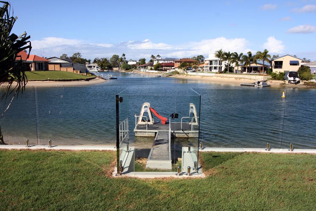 Private pontoon for boating and water sport