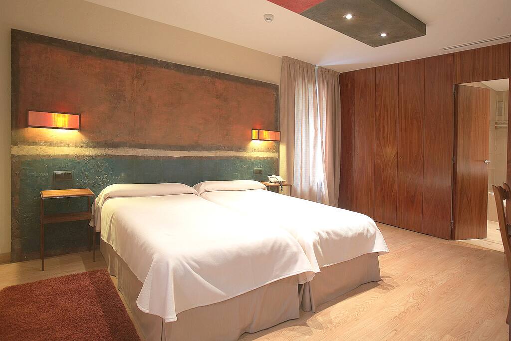 Habitación para dos personas con baño