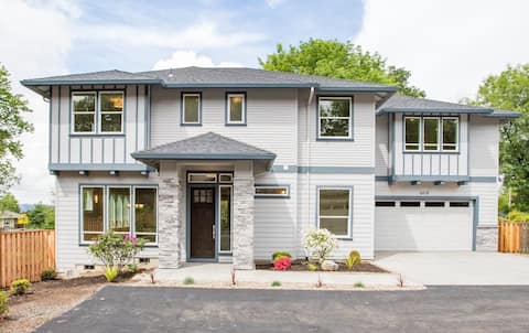 Stunning Craftsman on a Magical Lot