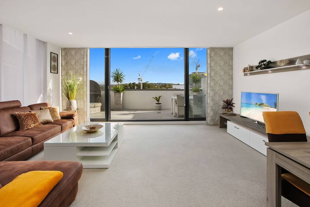 Kitchen area and living room has direct access to a terrace with orientation to North/East and ocean views.