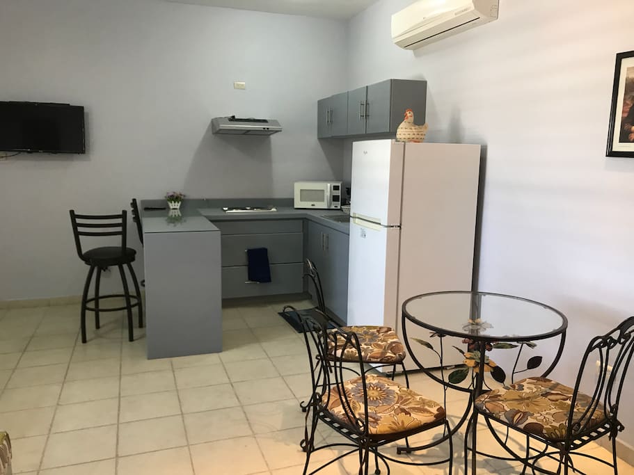 Cocina y mesa