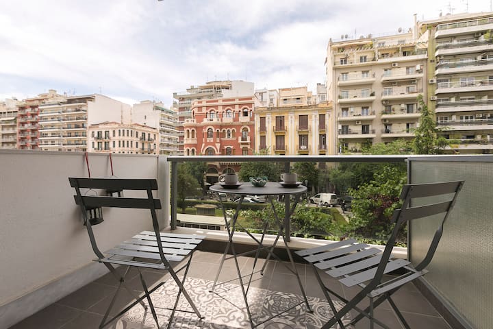#FLH - Trendy Chic Apartment, Agia Sofia District