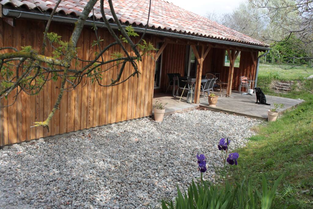 terrasse ombragée pour les hauses journées d'été