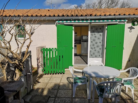 Annonce Airbnb populaire: Nice studio in La Cotinière à Saint Pierre D'oléron