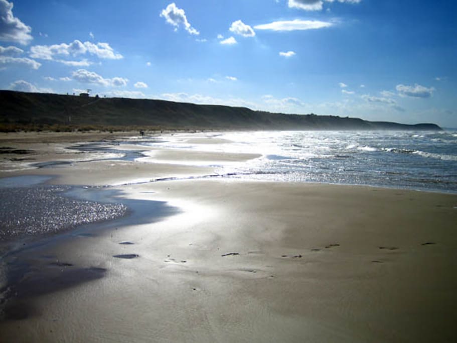 PUNTA PENNA sandy beach next to PUNTA ADERCI 10 minutes by e-bike, bus or car