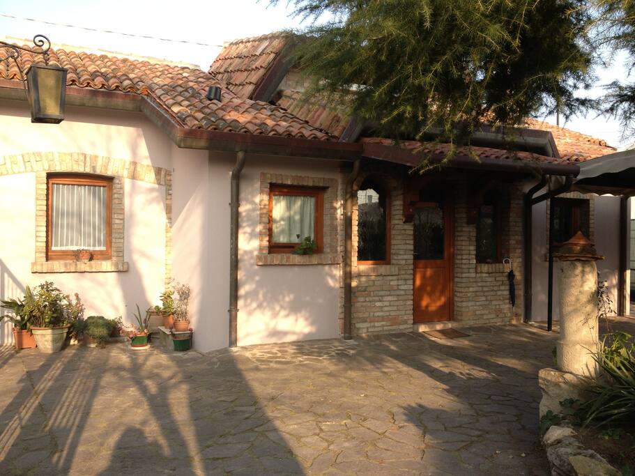 ingresso lato sud