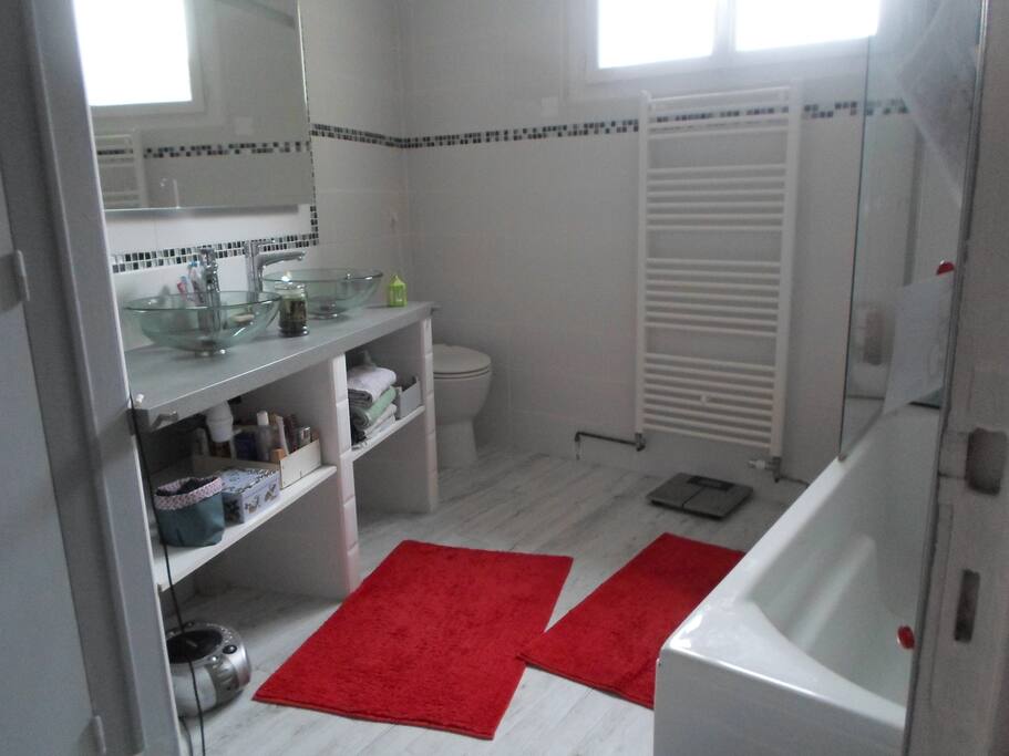 salle de bain à partager