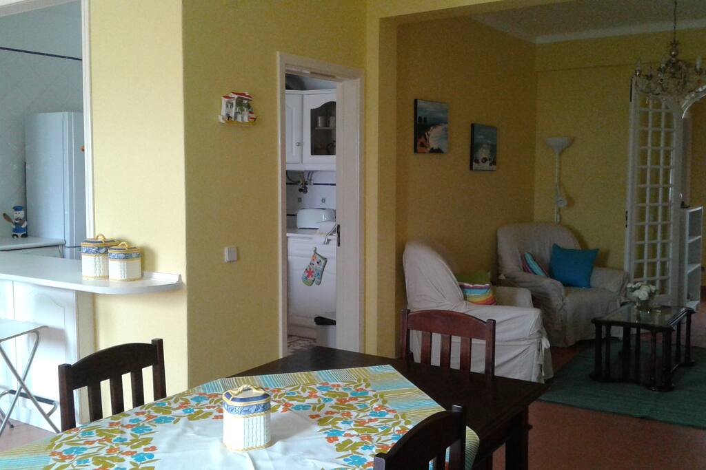 Open plan living room with dining area