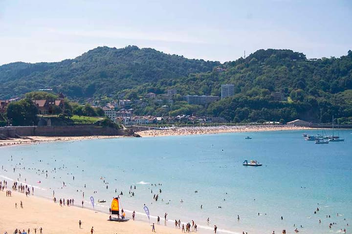 Bella Vista | La Concha, WiFi gallery image 5