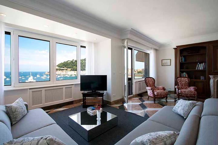 Bella Vista | La Concha, WiFi gallery image 2