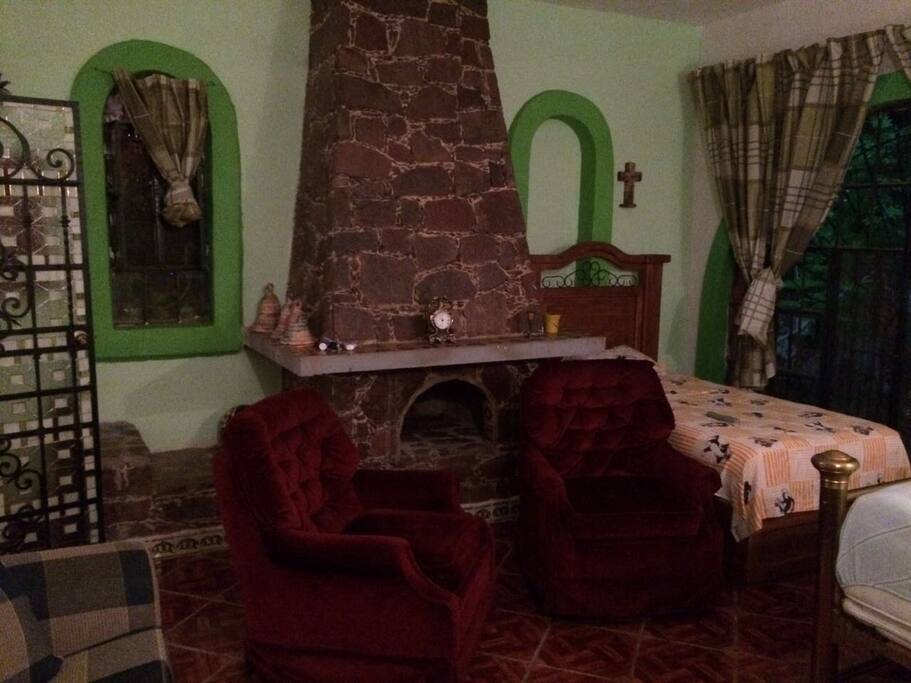 Cuarto con chimenea