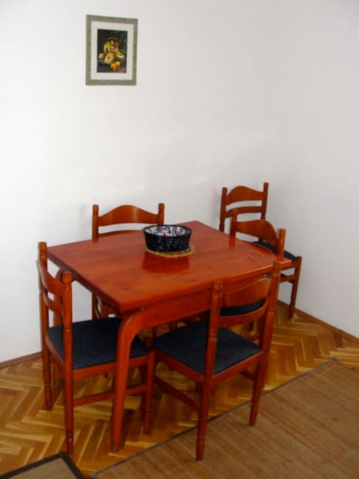 DINNING TABLE