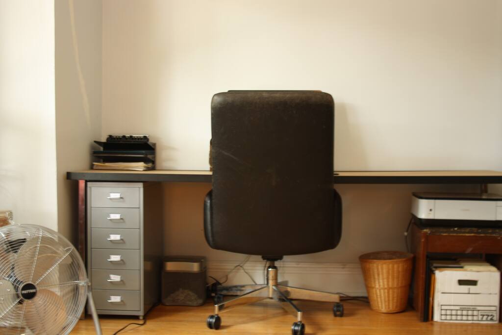 Work Station