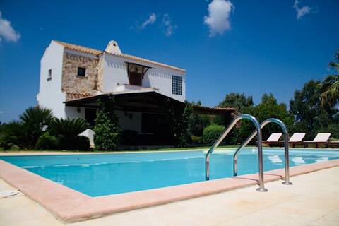 Apartment in Villa with swimming pool