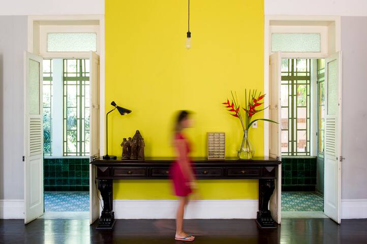 Casa Amarelo, Magnifique Villa à Santa Teresa ! gallery image 2