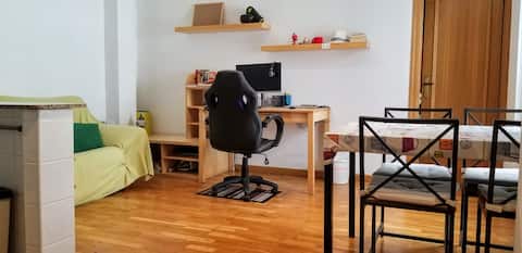 Anuncio de Airbnb popular: Entire flat/work remote/ air conditioning en El Pla Del Real