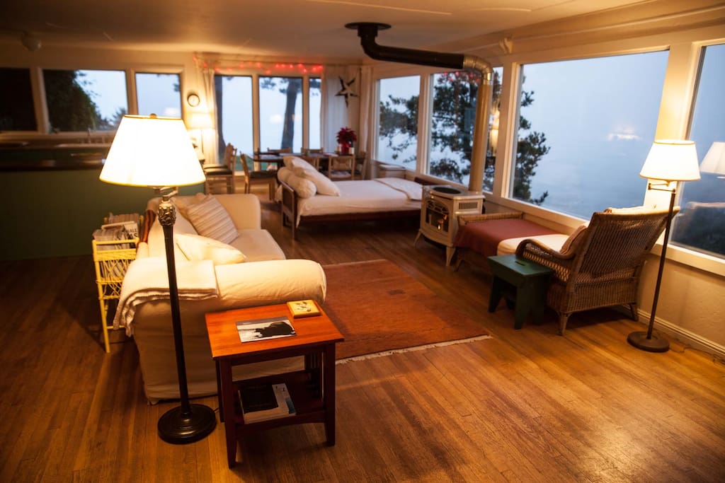Wherever you settle in this room, you can enjoy the view (dining table at the far end)