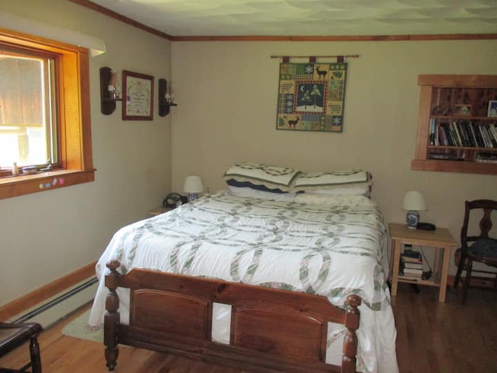 חדר שינה 1, קווין