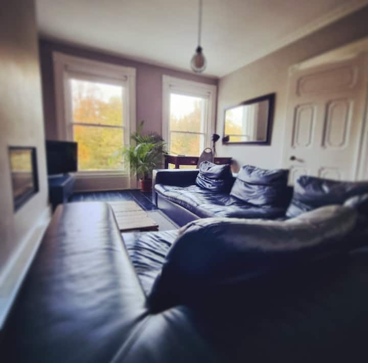 Arthouse 2 - Regency Flat - Brighton Marina