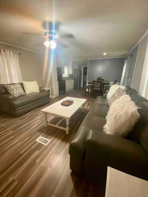 NO FEES | 3BR Custom Home near Dow & Shintech