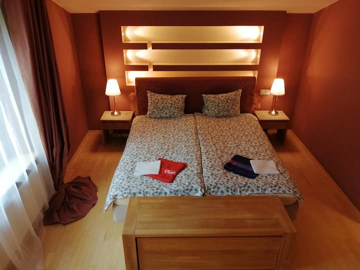 เตียงควีนไซส์