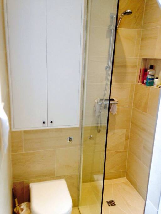 Ensuite