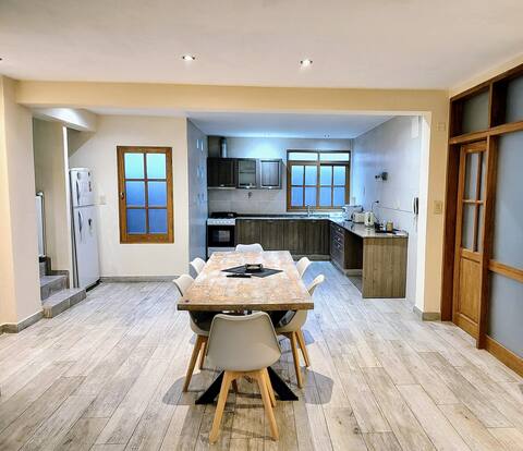 La Terraza Apartment, luxurious, spacious and centrally located