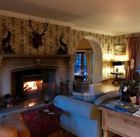 Highland Bear Lodge 4 Poster Bed