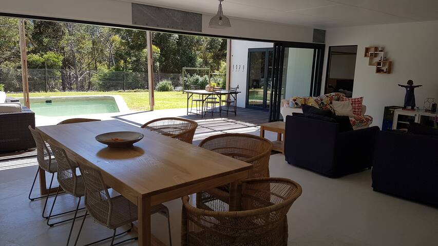 7 Woodcutters Grove, Hout Bay gallery image 4