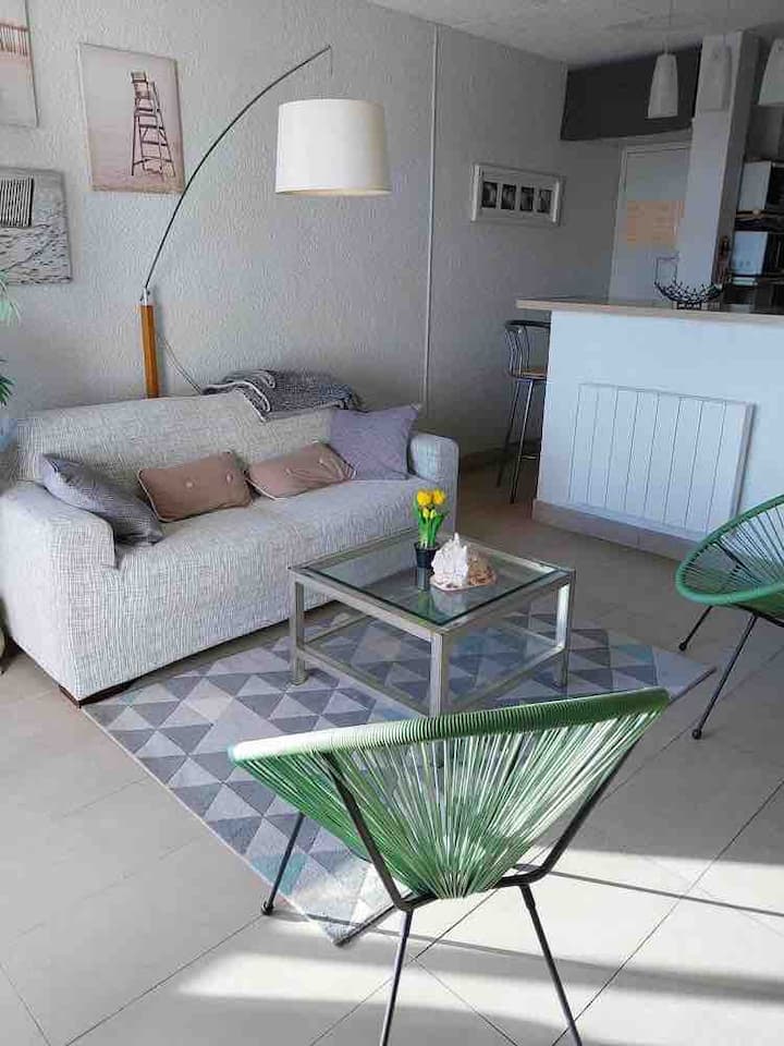 T2, Vue Port + Parking + Piscine - Marseillan