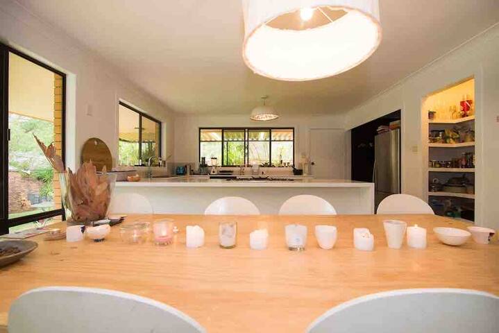 Nadine Abensur’s The art house mullumbimby gallery image 2