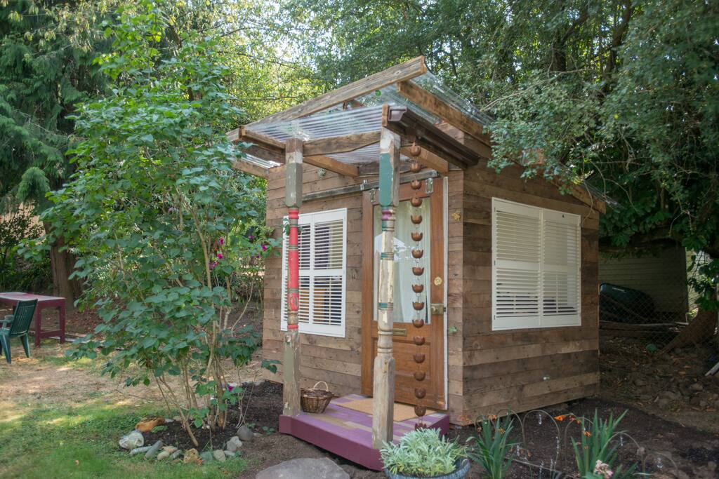  Garden Cottage - Charming Central SW Home - Tiny houses 