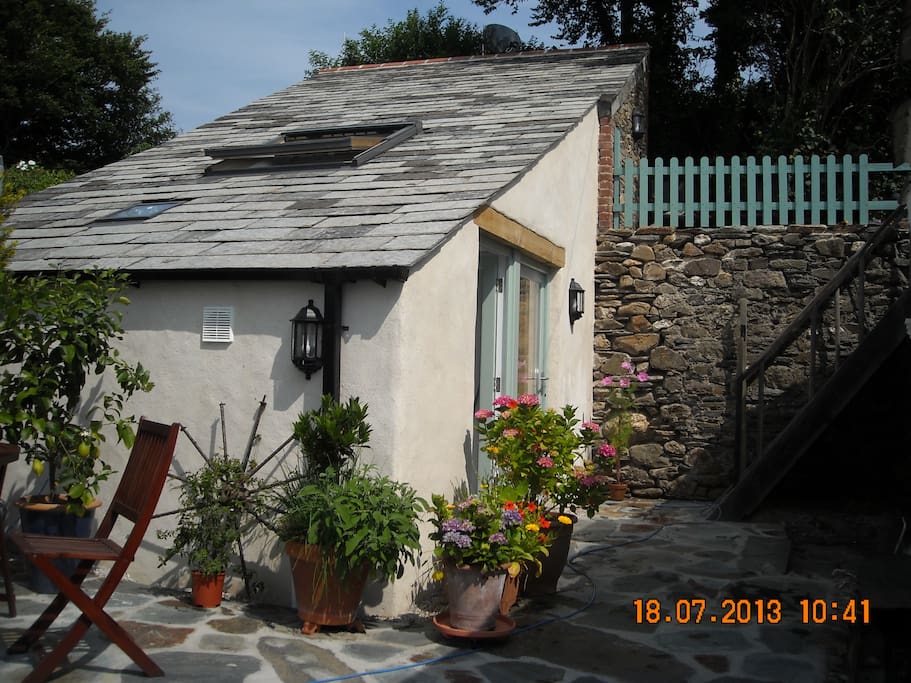 The Wash House - Detached family room