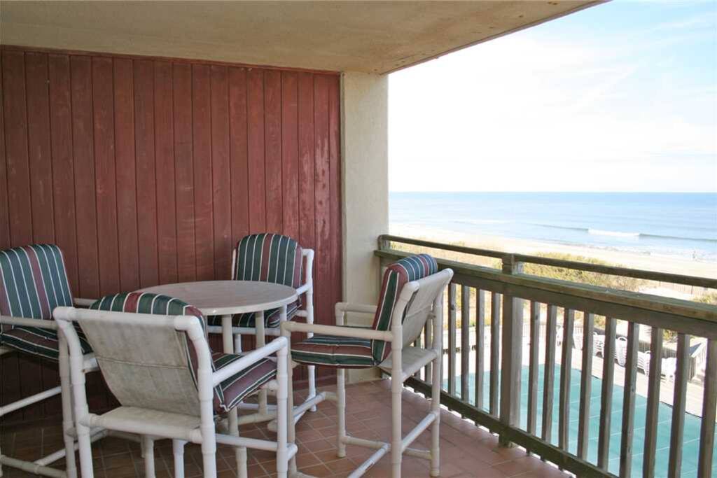 H303S: Herons Cove 303S | View
