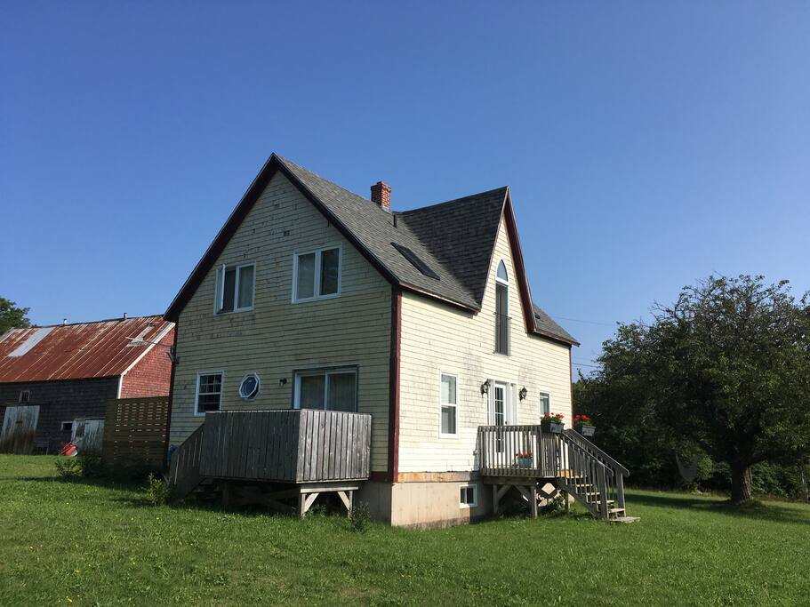 Bright Cape Breton farmhouse b/w Inverness & Mabou Houses for Rent in Inverness, Nova Scotia Bright Cape Breton farmhouse b/w Inverness & Mabou Houses for Rent in Inverness, Nova Scotia