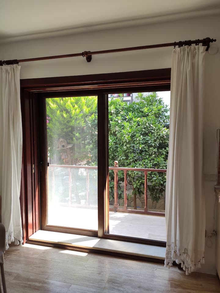 Datça şEhir Merkezinde Müstakil 3+1 Villa - Datça
