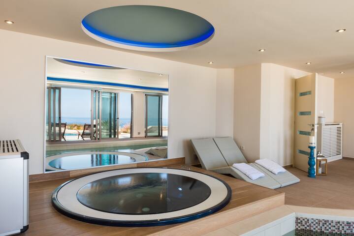 Lux Villa★Gym★SPA & Tennis★Jacuzzi & Indoor Pool gallery image 2