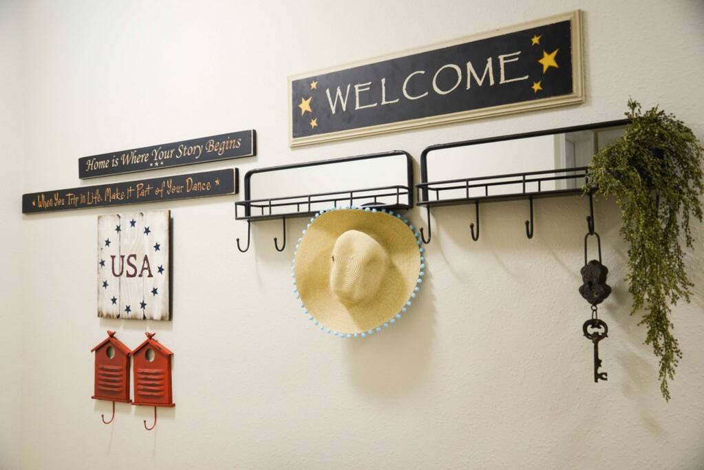 Entrance-Hallway-d