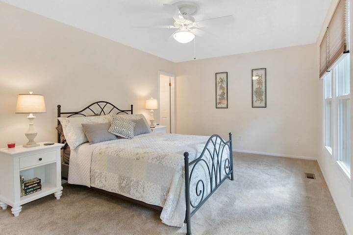 חדר שינה קדמי