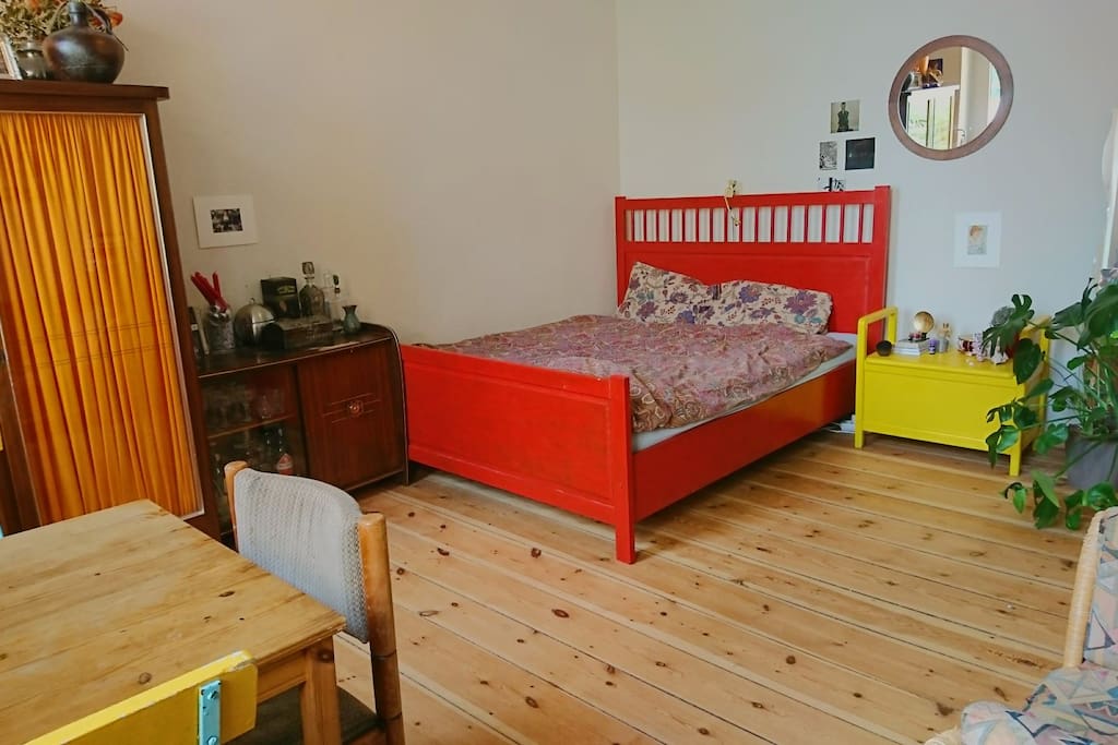 Bedroom / Living Room