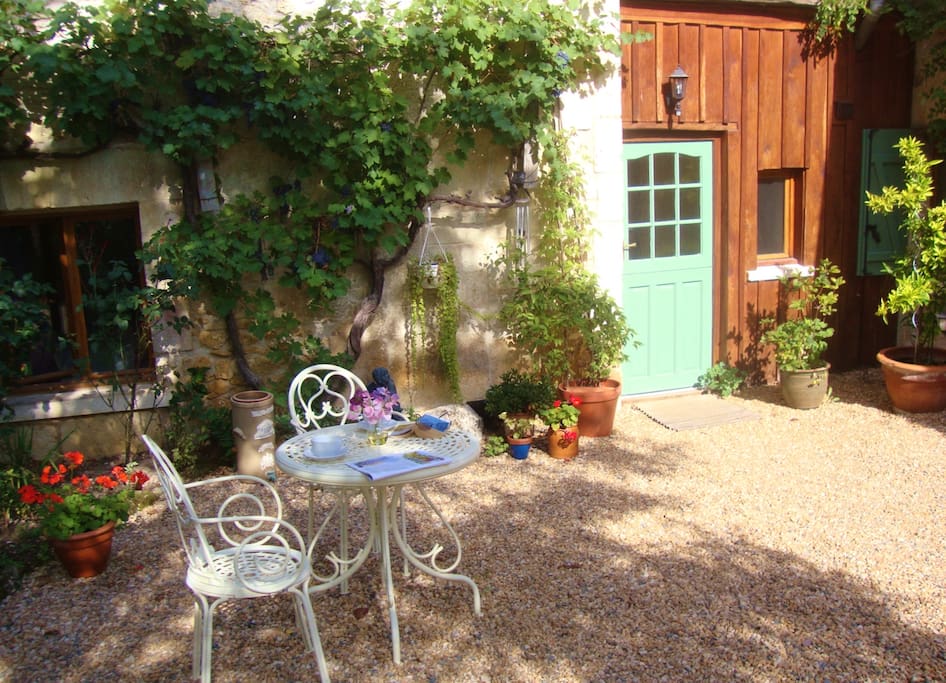 The courtyard, where better to enjoy a morning coffee, or a glass of wine.