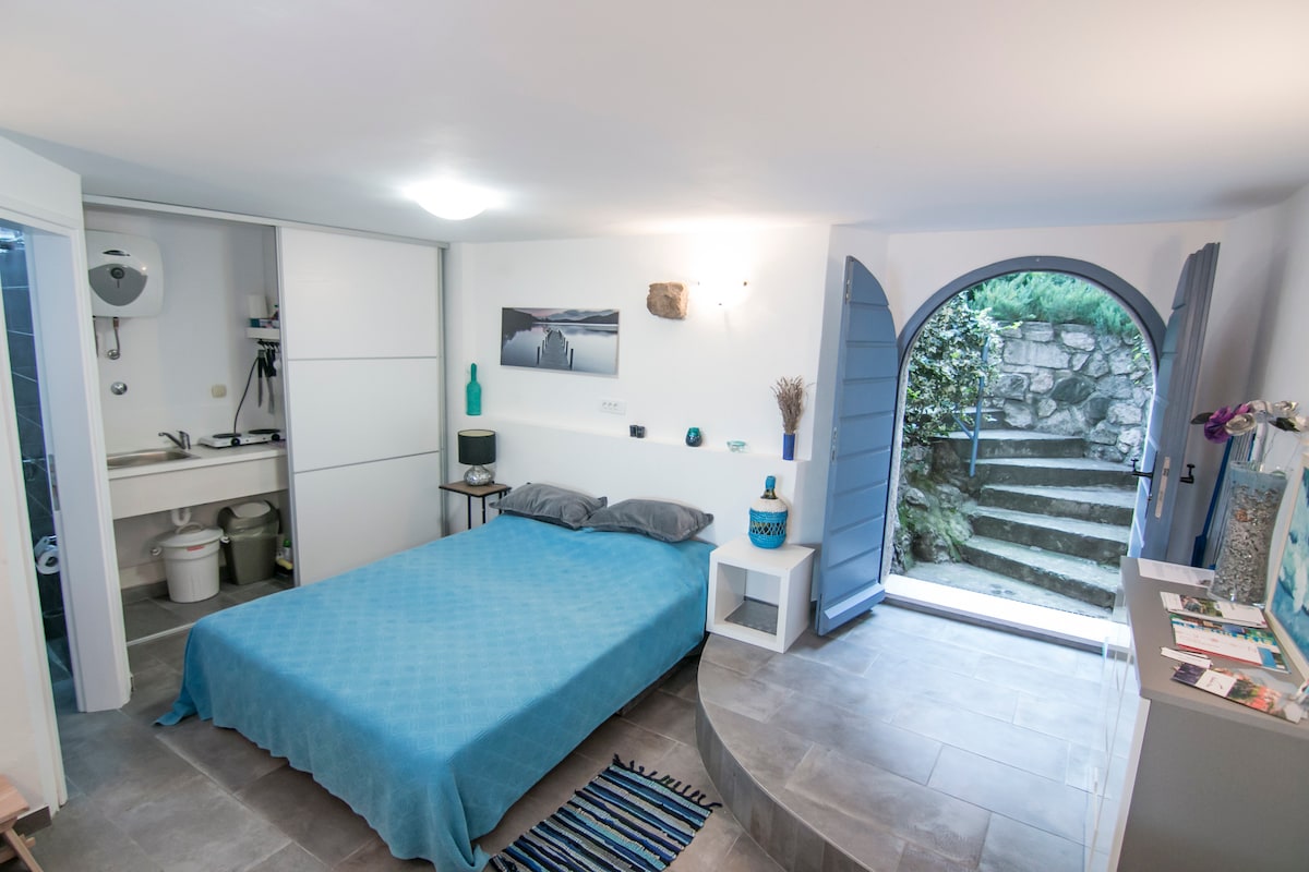 מטבחון קטן, מרחב שינה