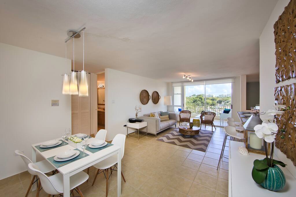 Upper level living and dining room