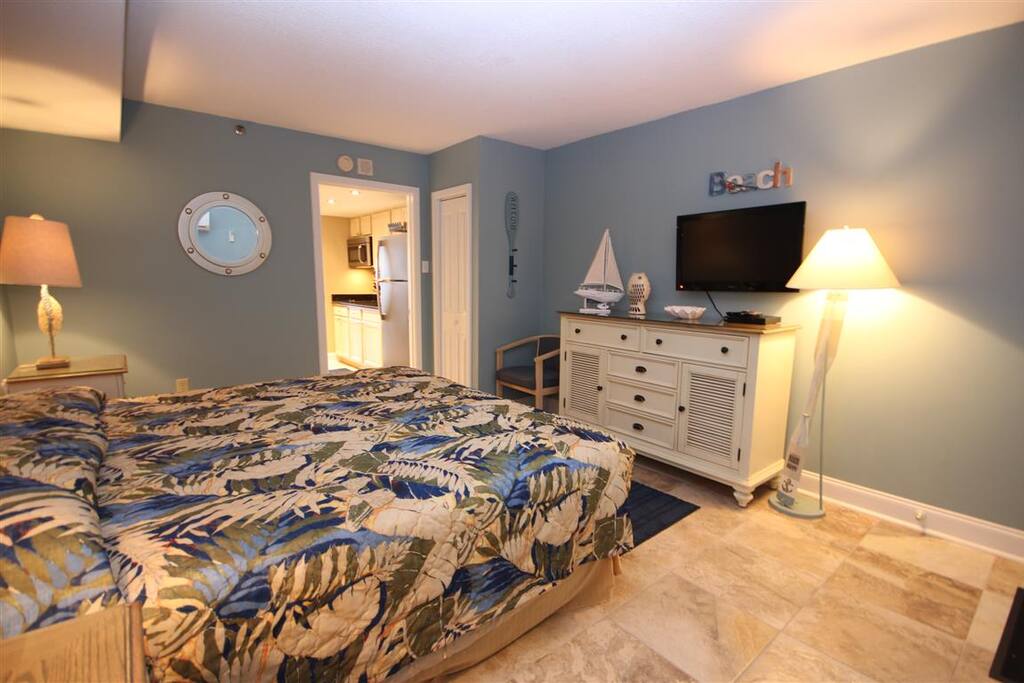 Bedroom TV & DVD player