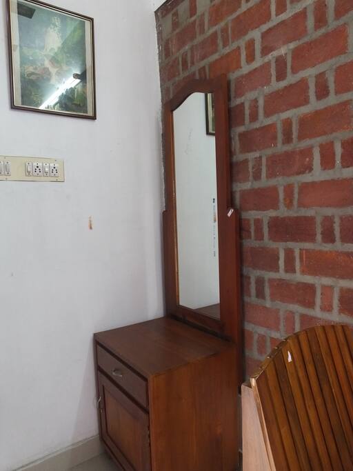 Dressing table with mirror and drawers