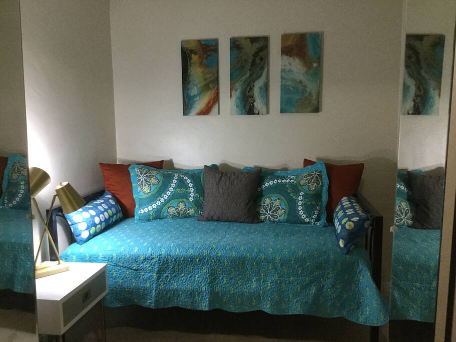 a second bed it's a good option...!!!