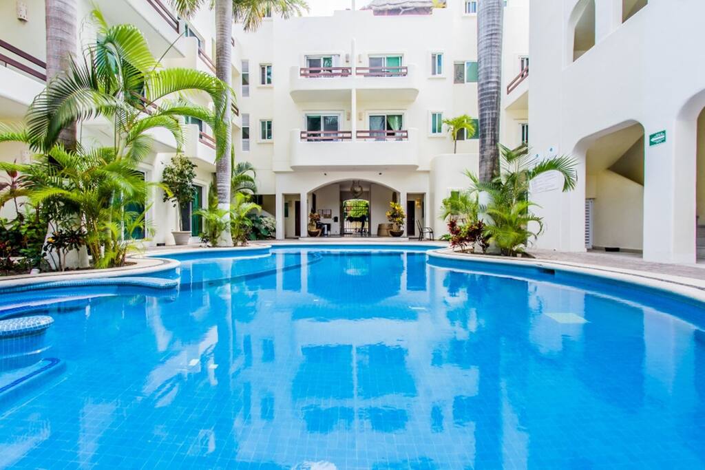 Swimming pool