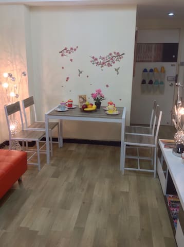 Beside MTR 5 double bed 2 Bar in MK gallery image 3