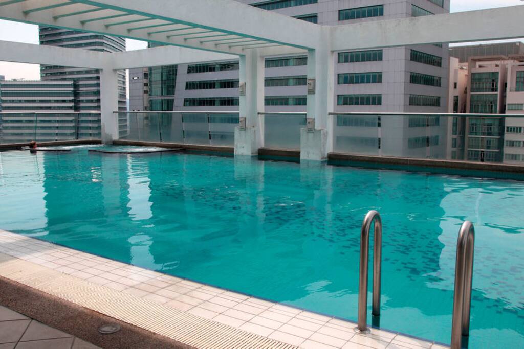 KLCC view pool